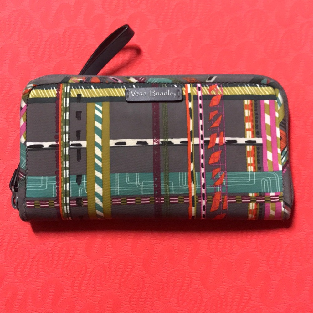Vera Bradley Wristlet